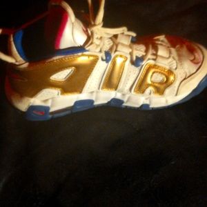 Nike Air More Uptempo 96 White Gold Pink Blue Size 6Y